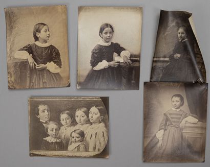 null Jean-Baptiste FRÉNET (1814-1889)
Portraits of young girls
Set of four (4) albumin...