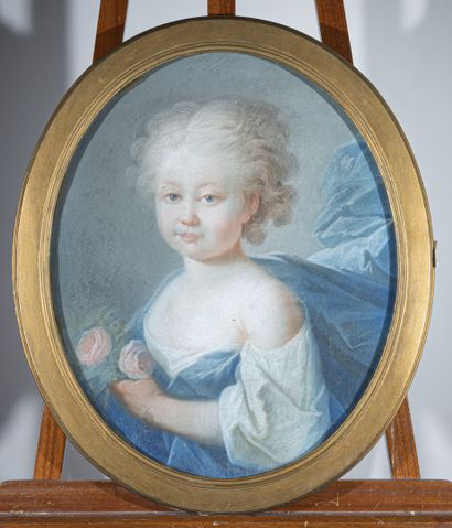 null École FRANCAISE du XVIIIème siècle
Portrait de jeune enfant à la rose 
Pastel...