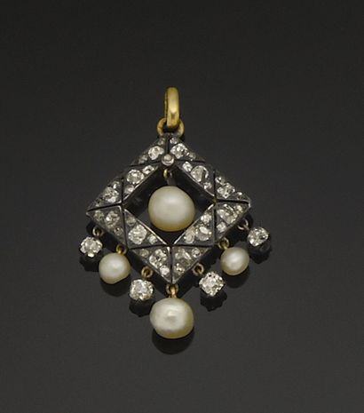 null Pendant in silver (800°/°°) and 18K yellow gold (750°/°°) of openwork square...