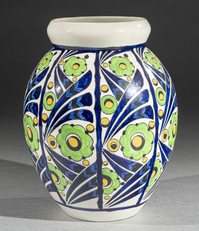 BOCH LA LOUVIERE 
Vase en céramique à corps...