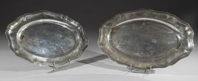 Pair of silver oval half-hollow dishes, filets...