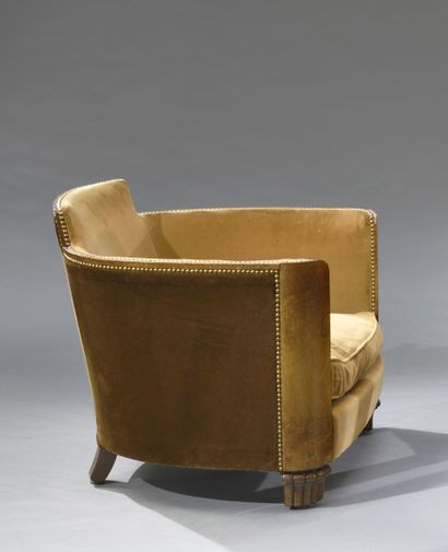 FRENCH WORK 1940
Basket armchair with straight...