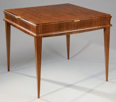 Etienne-Henri MARTIN (1905-1998) décorateur, LE GOFF (ébéniste) Table à jeux en bois...