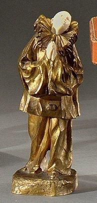 Lucien Charles E. ALLIOT (1877-1967) Pierrot Bronze chryséléphantin signé sur la...