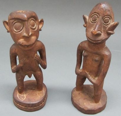 null Paire de statuettes du Sépik, Nouvelle Guinée Début du XXe siècle H. 24 cm L....