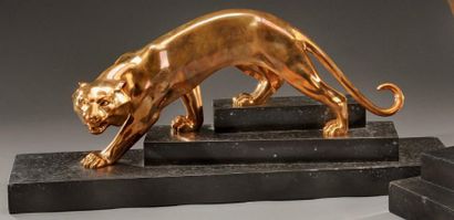 Georges LAVROFF (1895-1991) Tigre hors la Jungle Bronze signé G. LAVROFF sur la patte...