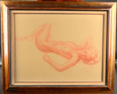 Fernand Majorel (1898-1965) Nu allongé Sanguine signée en bas à droite H. 48 cm L....
