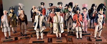 null Ensemble de dix-neuf poupées masculines habillées en costume du XVIIIe et début...