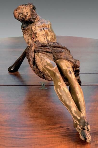 null Grand Christ mort en bois sculpté avec traces de polychromie XVIIIe siècle H....