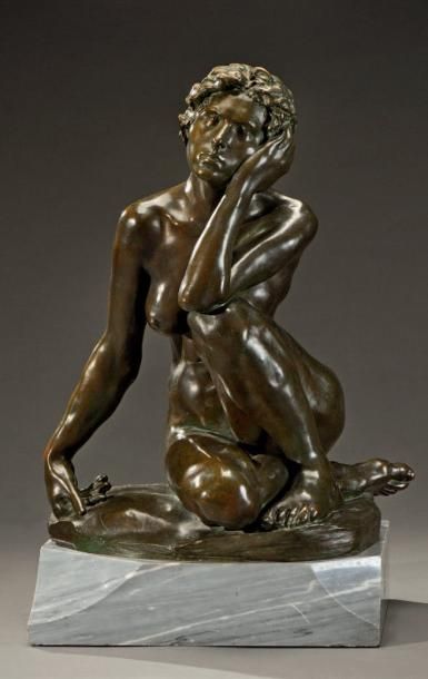 Victor SÉGOFFIN (1867-1925) Sorcière Bronze à patine brune sur un socle de marbre...