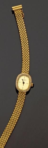 A. BARTHELAY, Paris Bracelet montre de dame tout or, poinçon tête d'aigle, huit de...