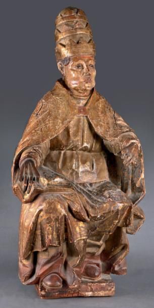 null Grande statue en bois sculpté doré et polychrome figurant un pape assis sur...