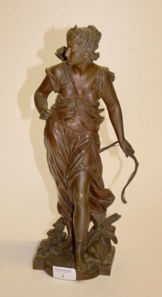 Eutrope BOURET (1833-1906) Diane chasseresse Bronze à patine brune signé H. 36 c...