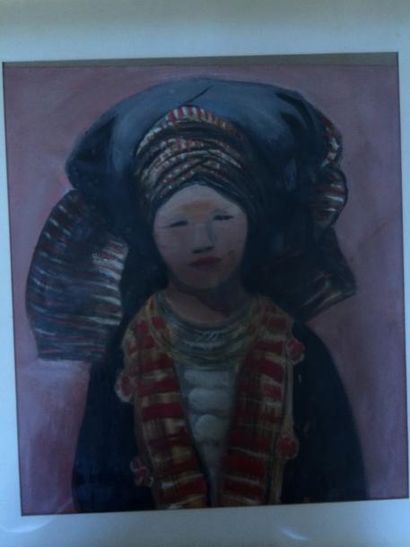 *Ecole FRANCAISE du XXème siècle Portrait de jeune fille chinoise Huile sur papier...
