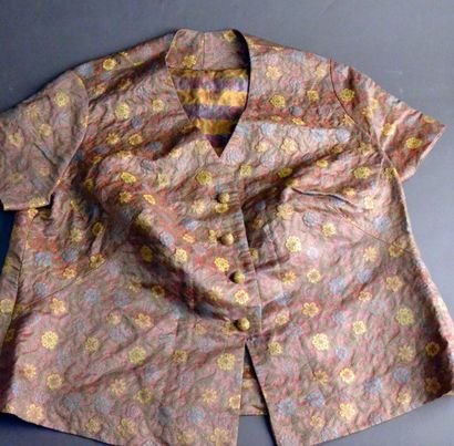 null Veste d'un ensemble habillé, vers 1930-1940, veste à manches courtes boutonnée...
