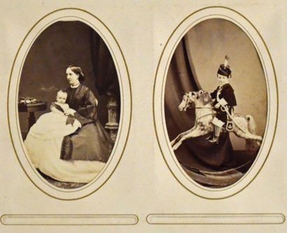 null TRÈS BEAUX ALBUMS DE PORTRAITS 1870-1910.
Réunion de 4 albums de portraits de...