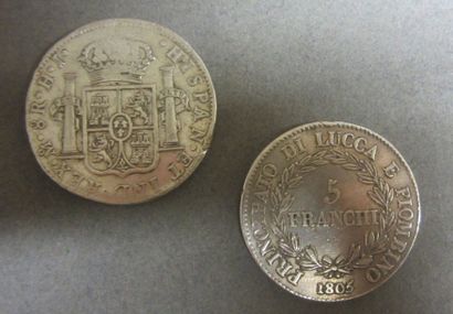 null Lot une pièce en argent, 8 reales Mexique Ferdinad VII, probablement 1810 une...