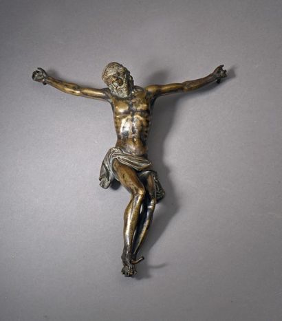 null Christ en bronze anciennement argenté, le périzonium noué; pieds superposés
XVIIe...