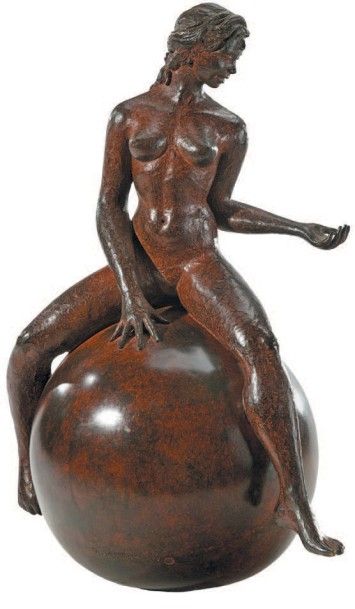 Anne ITZYKSON, école française du XXe siècle 
Nu au ballon, 1994
Bronze à patine...