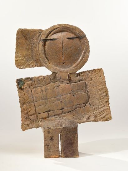 Georges-Mathieu YASSEF (né en 1943) 
Divinité solaire
Importante sculpture en céramique,...