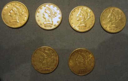 null Lot de pièces en or:
- Deux pièces de 10 Dollars, Etats Unis, type Liberté,...