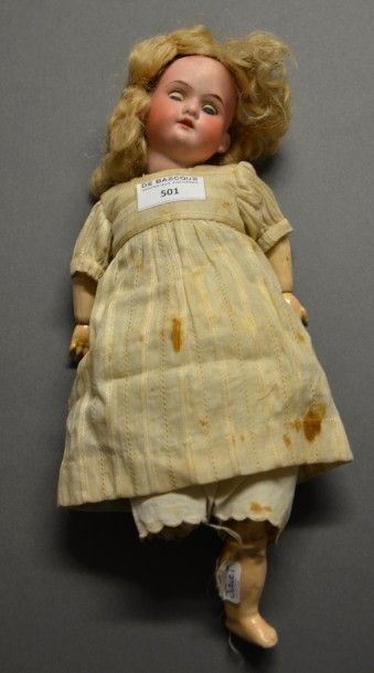 null Une poupée tête biscuit Armand Marseille moule 390 taille 6/0, 30 cm, yeux en...