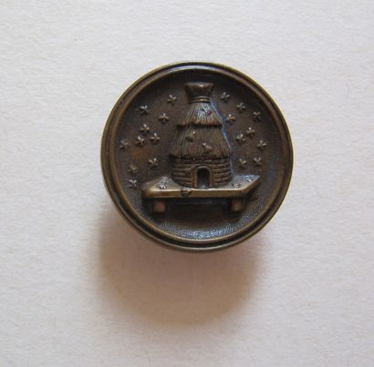 null Important lot de boutons en métal, fin du XIXe-début du XXe siècle, décors variés...