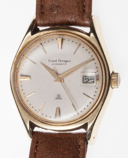 null GIRARD PERREGAUX Gyromatic, vers 1960

Montre bracelet homme

Boîtier rond doré,...