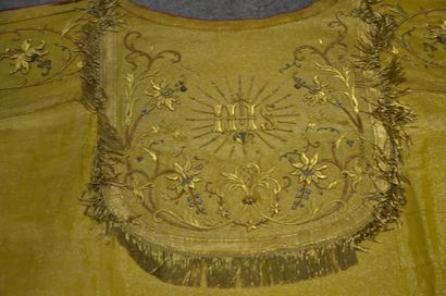 null Superbe chape, seconde moitié du XIXe siècle, en drap d'or, les orfrois et le...