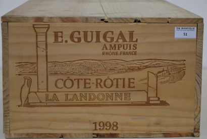  12 B COTE ROTIE LA LANDONNE (Caisse Bois) 1 accroc étiquette sinon parfaites Guigal...