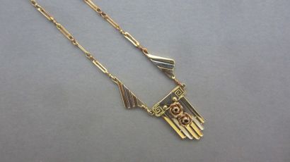 null Collier en or de deux tons 18K (750/°°) à motifs géométriques
Vers 1920
Poids...