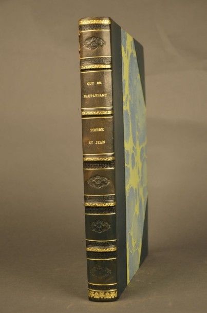 MAUPASSANT (Guy de) PIERRE ET JEAN. PARIS, BOUSSOD-VALADON & Cie, 1888. Un volume,...