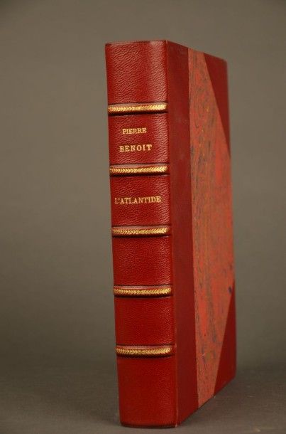 BENOIT (Pierre) L'ATLANTIDE. PARIS, HACHETTE, 1928. Un volume, in-8, demi-reliure...