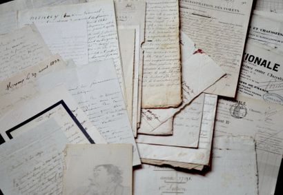 DIVERS Un ensemble de 35 documents divers de la même provenance mais non adressés...