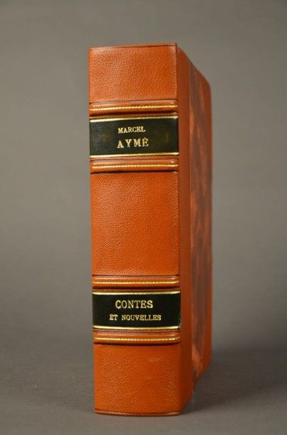 AYME (Marcel) CONTES ET NOUVELLES. PARIS, NRF, 1953. Un volume, in-4, demi-reliure...