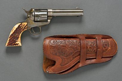 ETATS-UNIS Revolver Colt 1873 PEACEMAKER modèle 1873
Single action Army, six coups,...