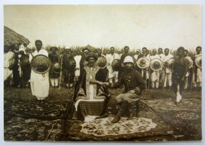 null Bouclier offert par le Ras Tessema au commandant Marchand en Ethiopie lors de...