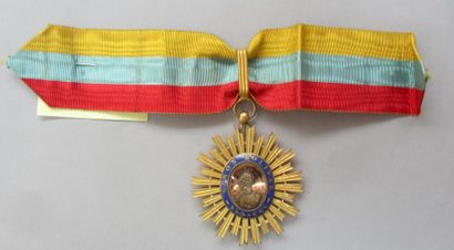 Venezuela Ordre du Libérateur
Commandeur en bronze doré et vermeil, cravate
D. 5...
