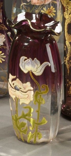 LEGRAS - CRISTALLERIE de SAINT-DENIS Papavéracées
Vase balustre à col en corolle
Épreuve...