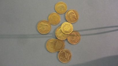 null Lot de pièces en or : 

- 20 Francs : deux pièces Napoléon III tête nue, 1854...