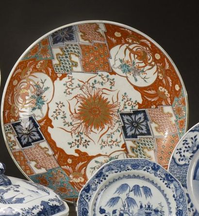 null JAPON - Epoque MEIJI (1868 - 1912)

Coupe ronde en porcelaine décorée en bleu...