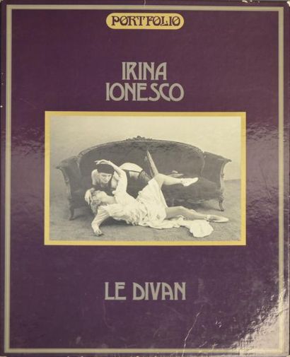 Irina IONESCO (Née en 1935) Le divan, 1981
Portfolio sous emboîtage éditeur de 12...