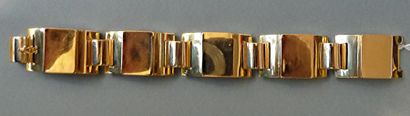 null Bracelet «Tank» en or jaune 18K (750/°°) à maillons géométriques articulés
Année...
