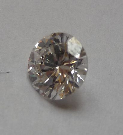 null Diamant non monté taille brillant pesant 1,37 ct, accompagné de son certificat...