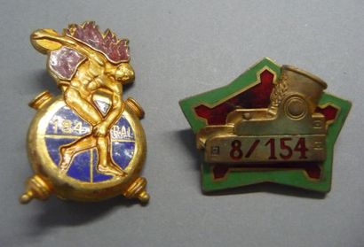 null Lot de deux insignes d'Artillerie Alpine

184ème Régiment d'Artillerie Lourde,...