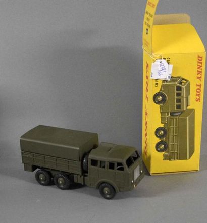null FRANCE

DINKY TOYS, camion militaire Berliet Tous-Terrains (n°80D)

Plastique...