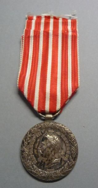 null FRANCE

Médaille commémorative de la campagne d'Italie Second Empire 

En argent,...