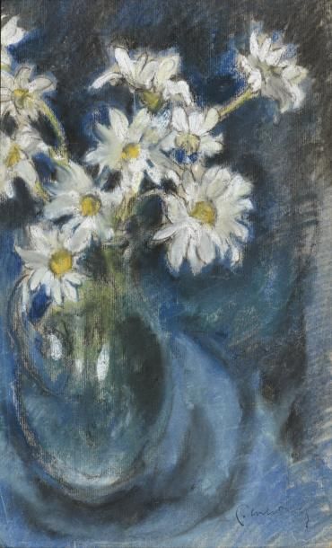Pierre COMBET-DESCOMBES (1885-1966) Bouquet de fleurs de printemps
Pastel et fusain,...