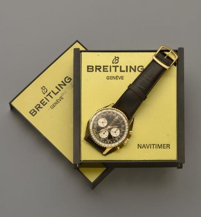 BREITLING-LIP 
Montre chronographe d'homme en acier et plaqué or, type «Navitimer...