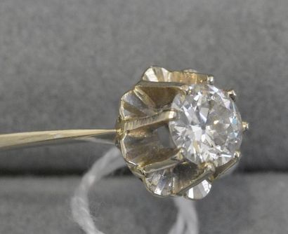null Bague solitaire en or gris 18K (750/°°) sertie d'un diamant taille ancienne...